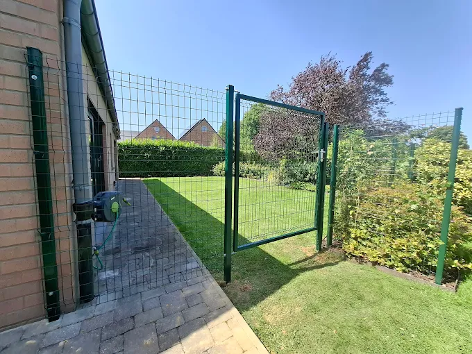 Portail aluminium — vue d'ensemble